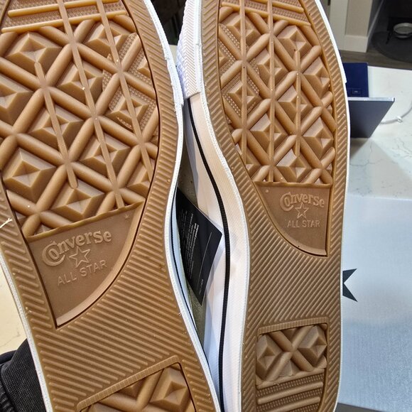 Converse One Star Pro Ox Low Top White Suede OAT MILK A04155C Men's Size 10 NEW - Picture 7 of 11